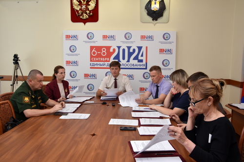 Избирком решил отменить регистрацию кандидата от СРЗП Владислава Рудмана через суд