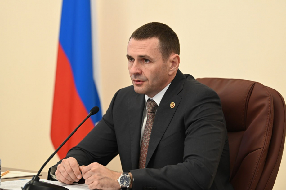 Слишком довольных чиновников будем привлекать — Демешин
