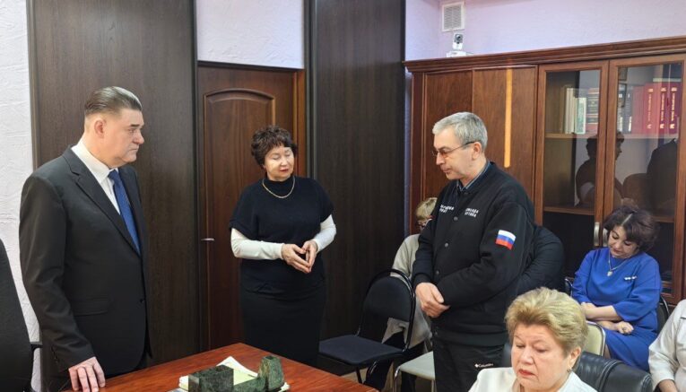 Главврач хабаровской больницы присоединилась к команде Витько