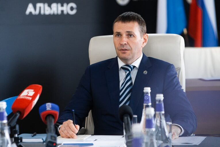 «Прямая линия»: Демешин ответит на вопросы жителей Хабаровского края