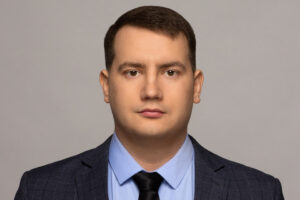 александр сухоручко