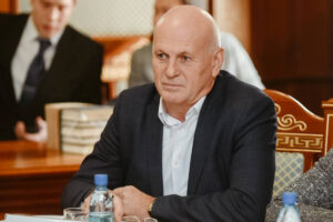 Валерий Андронов
