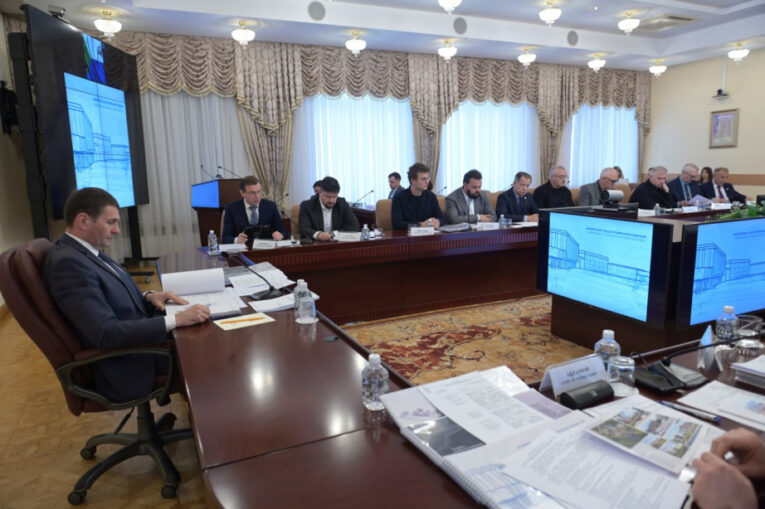Межвузовский кампус, “Уссури” и ДВ-квартал: реализацию крупных инвестпроектов обсудили в Хабаровском крае