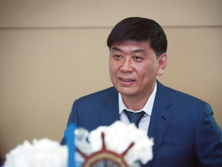 “Крабовый король” Олег Кан заочно приговорен к 24 годам колонии