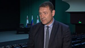 андрей воровский