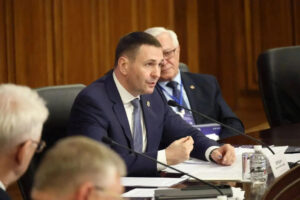 демешин хабаровск наука