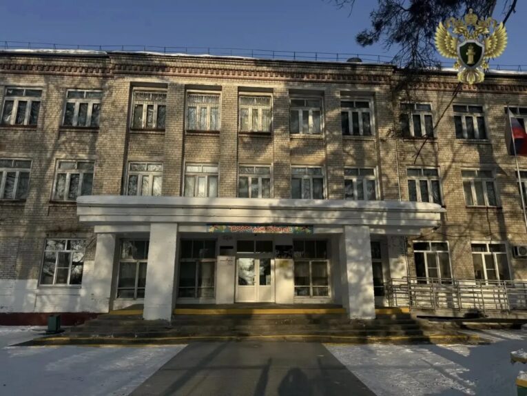 Подрядчик в Хабаровском крае заплатит 300 тысяч рублей за привлечение к работам нелегалов
