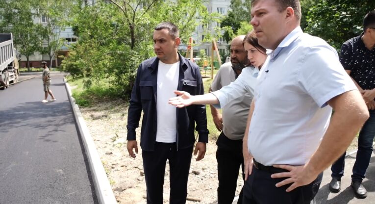 Максим Иванов: Федеральные деньги должны менять дворы так, как решают их жители