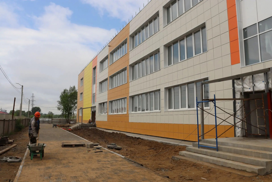 В Комсомольске-на-Амуре реконструируют важные социальные объекты